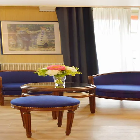 Unic Renoir Saint-germain Parigi