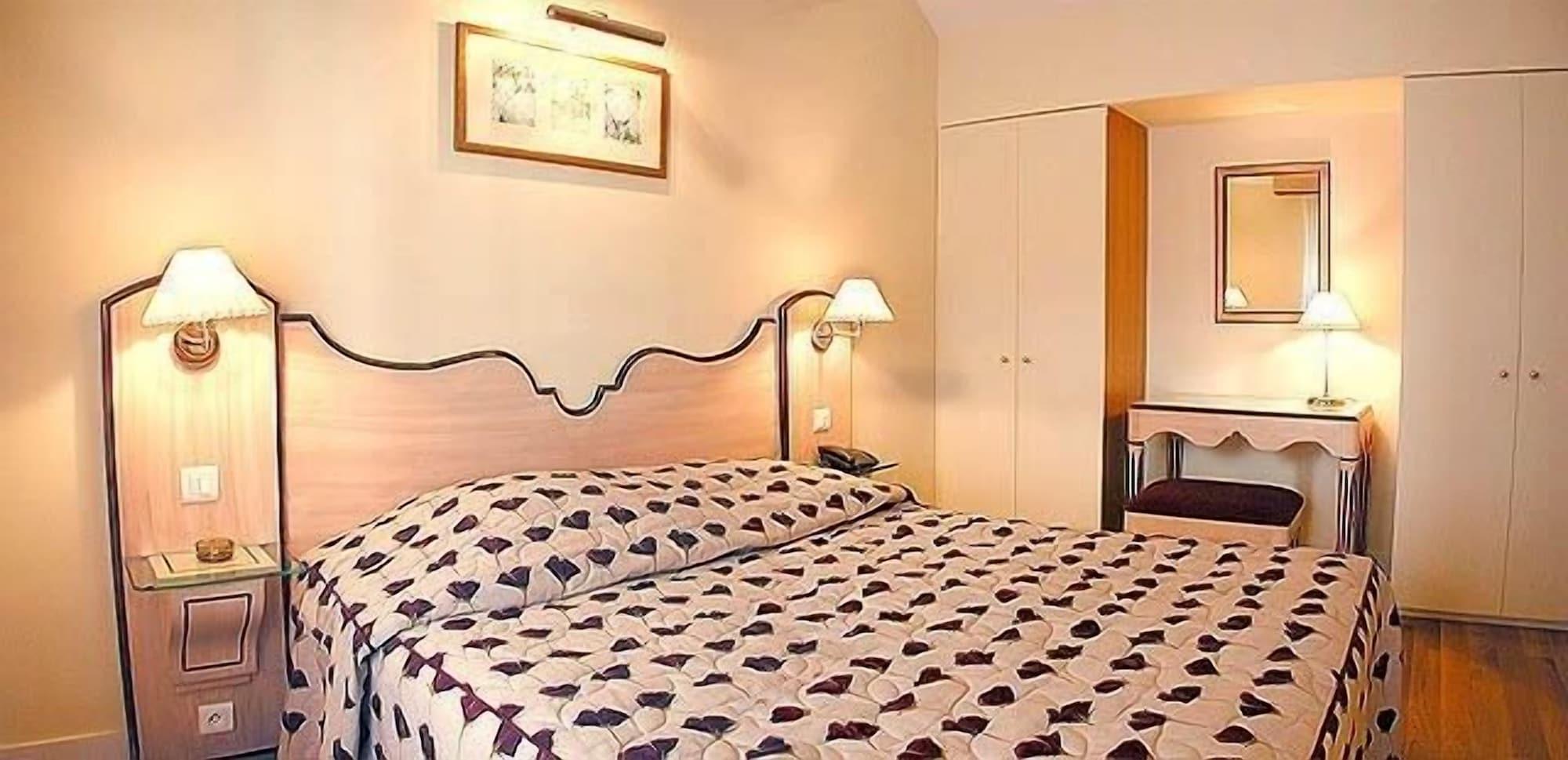 Unic Renoir Saint-germain Hotel