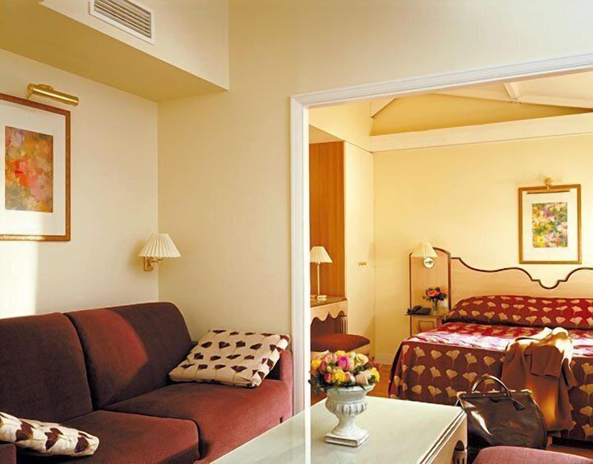 Unic Renoir Saint-germain Hotel Parigi