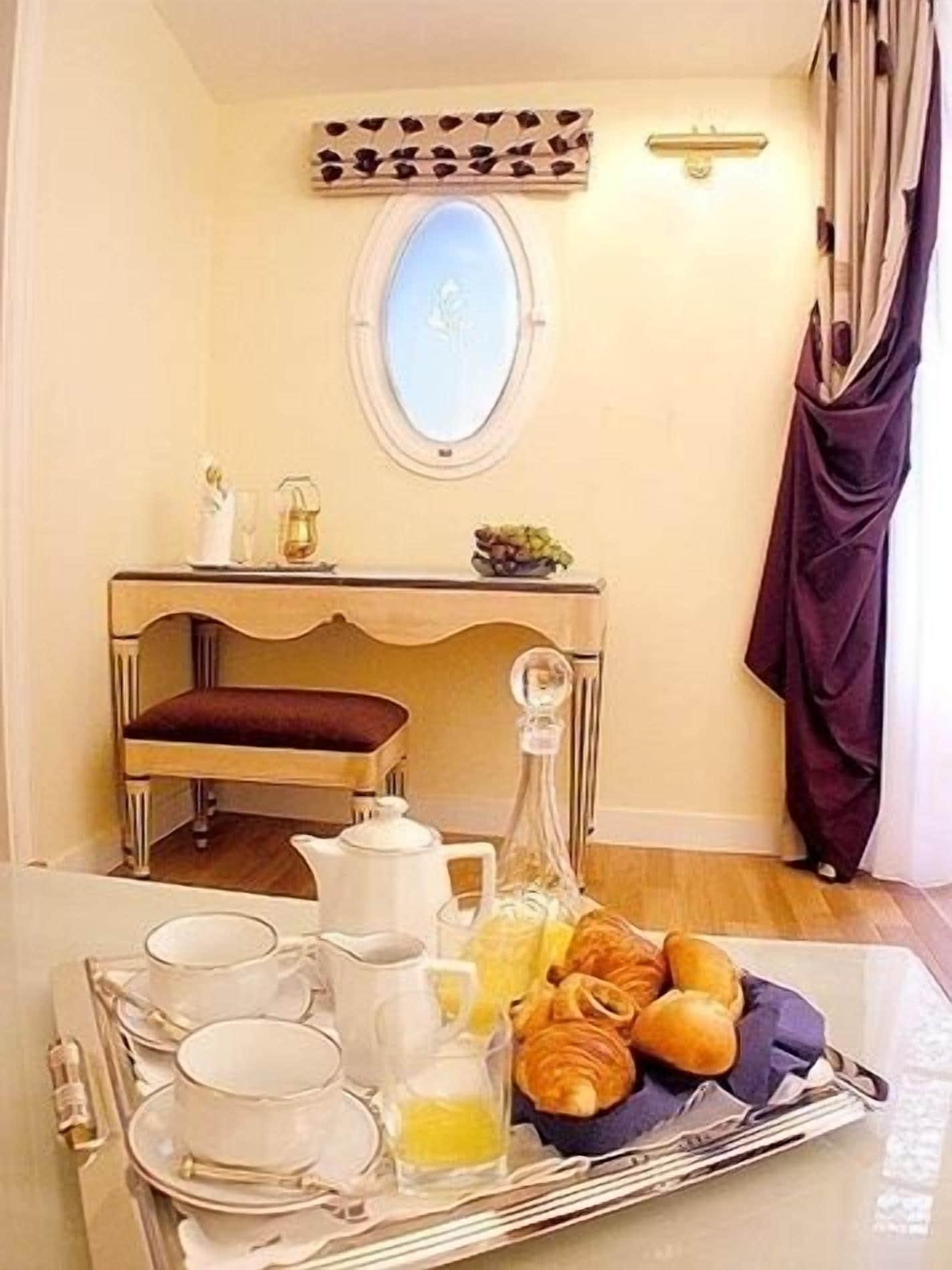 Unic Renoir Saint-germain 3* Paris