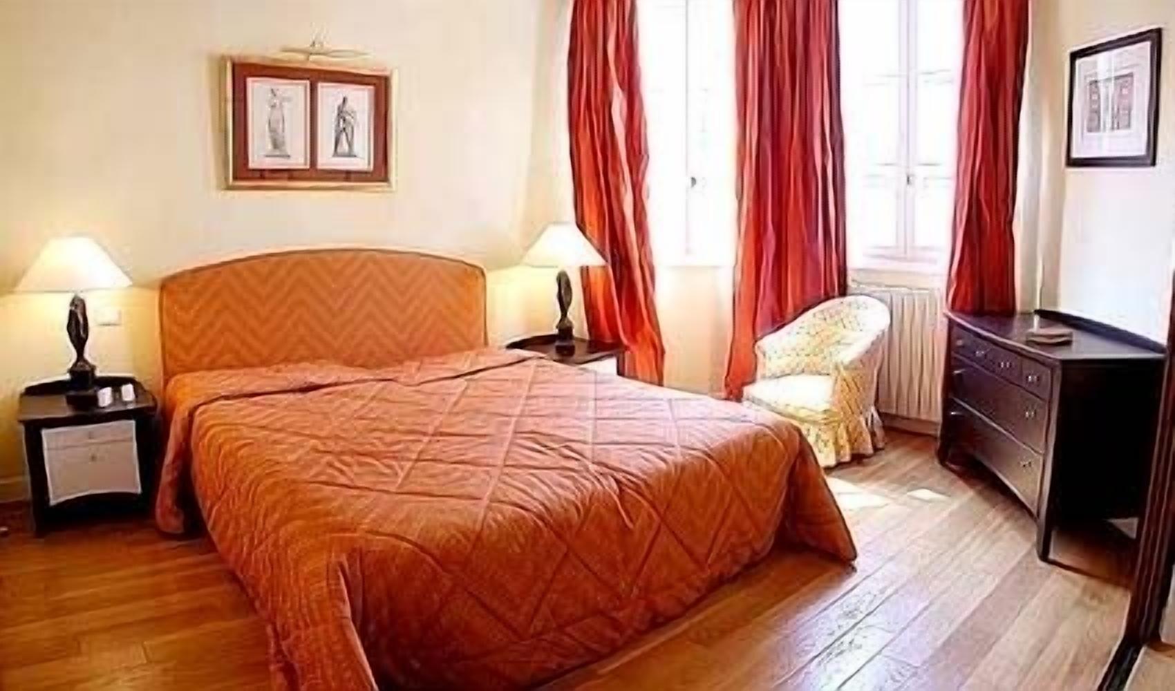 Unic Renoir Saint-germain