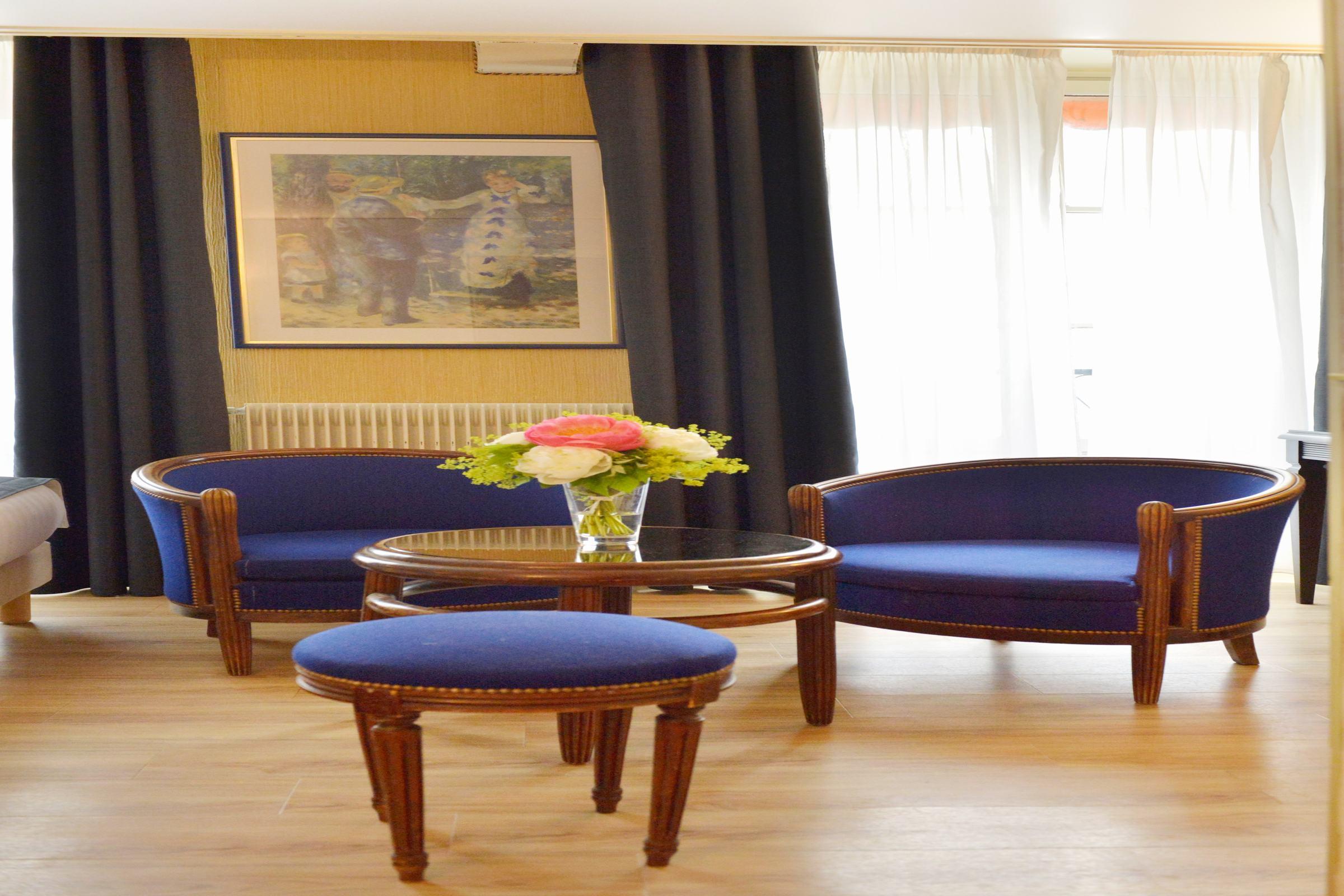 Unic Renoir Saint-germain Parigi