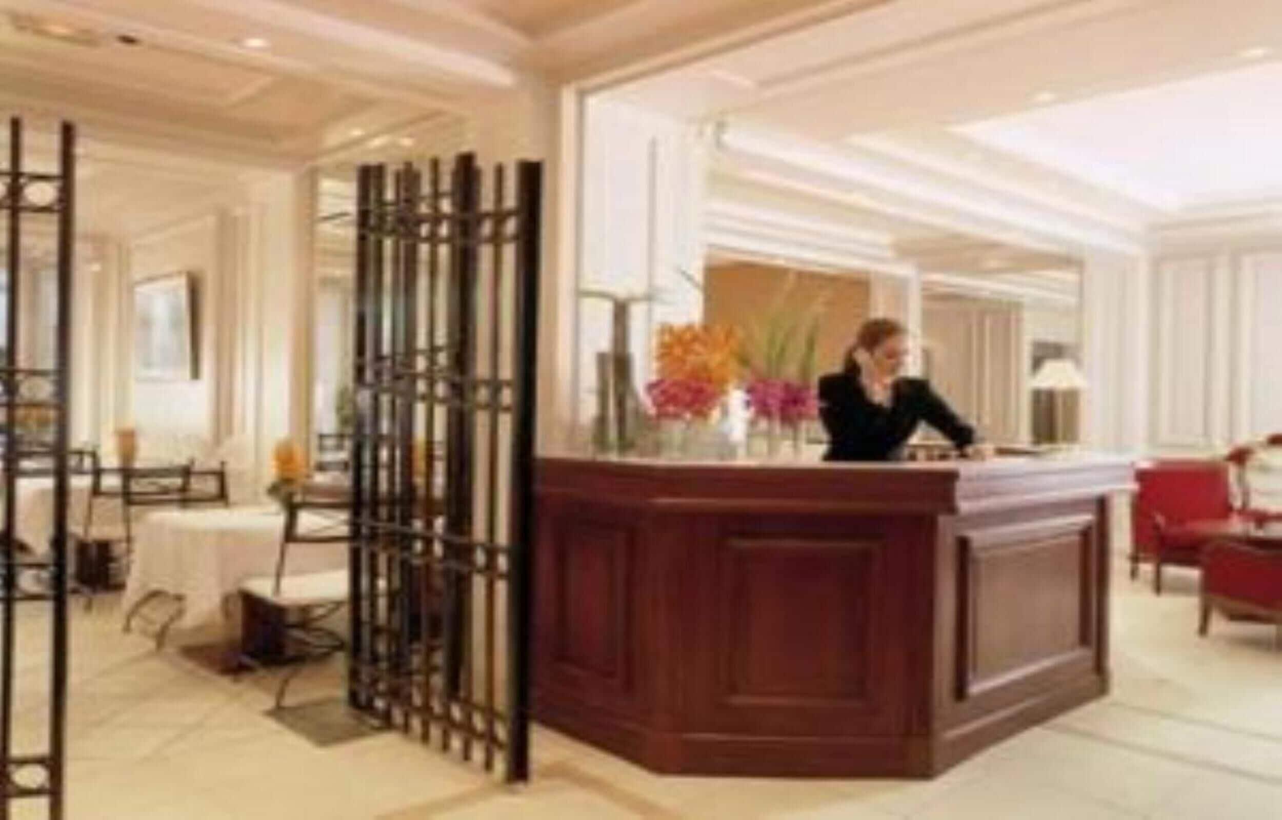 Hotel Unic Renoir Saint-germain